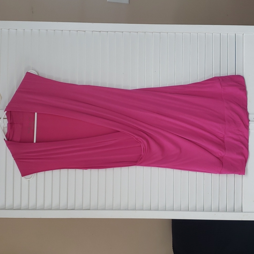 Mac And Jac Sleeveless Banded Bottom Top